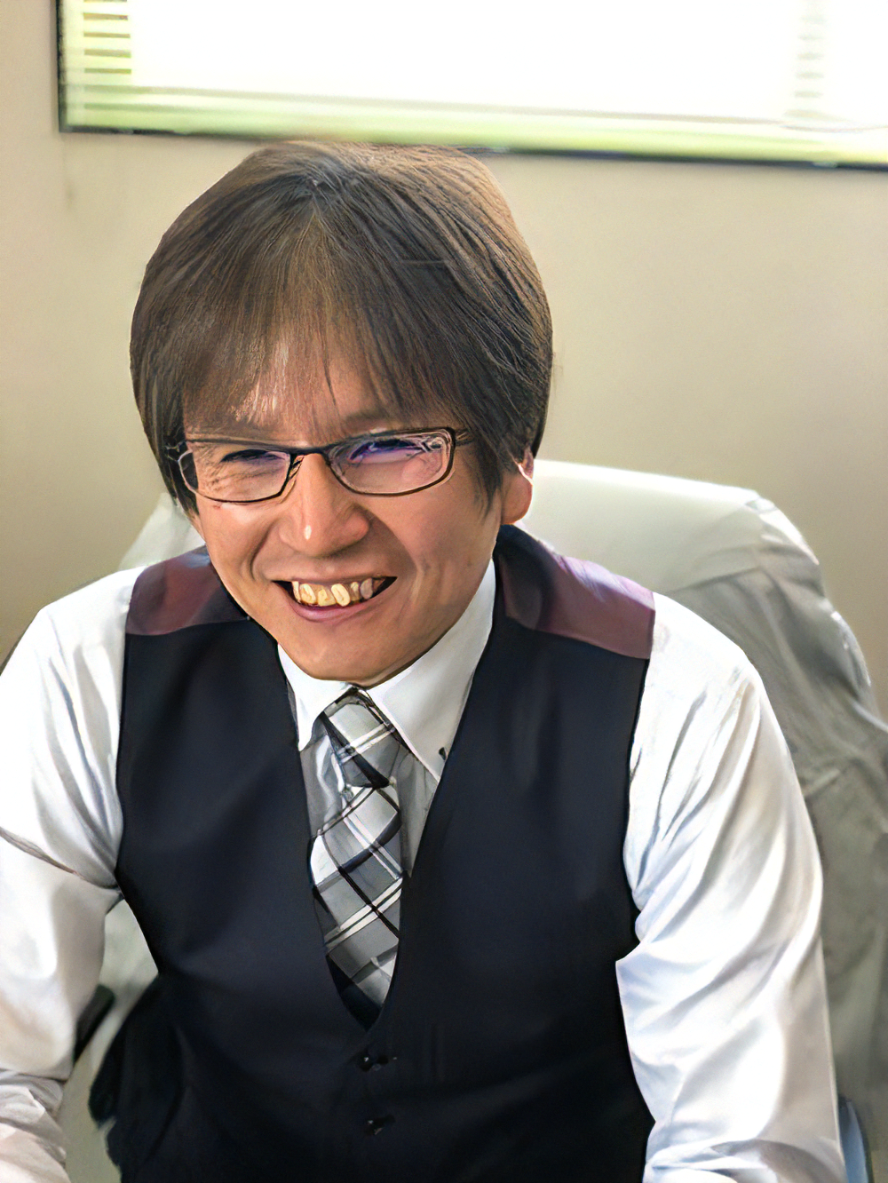 代表取締役 髙 成年